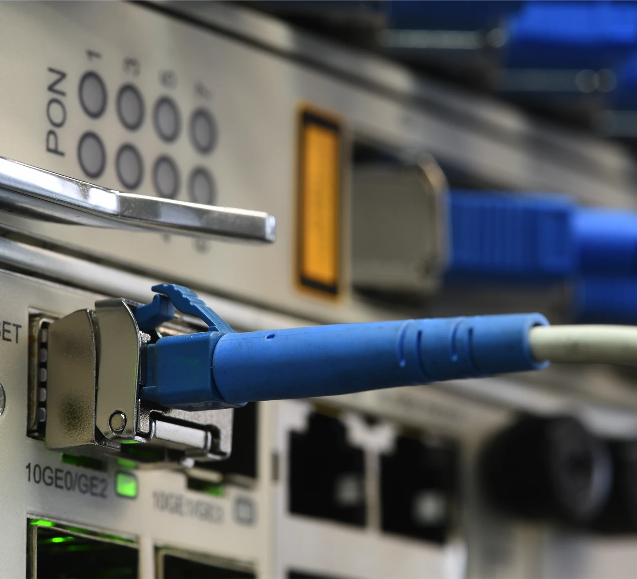 Reliable and High-performance Networks